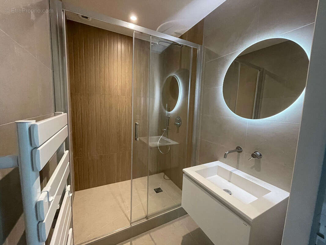 Appartement à MORIGNY-CHAMPIGNY