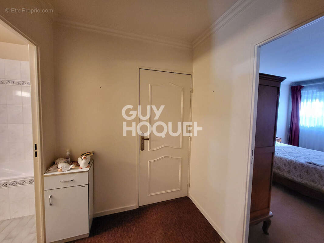 Appartement à LA CELLE-SAINT-CLOUD