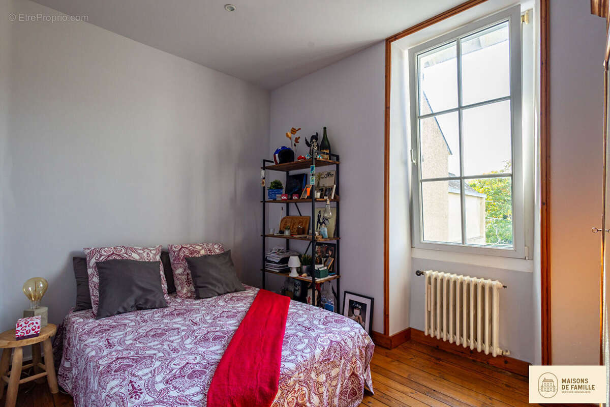 Maison à LE POULIGUEN