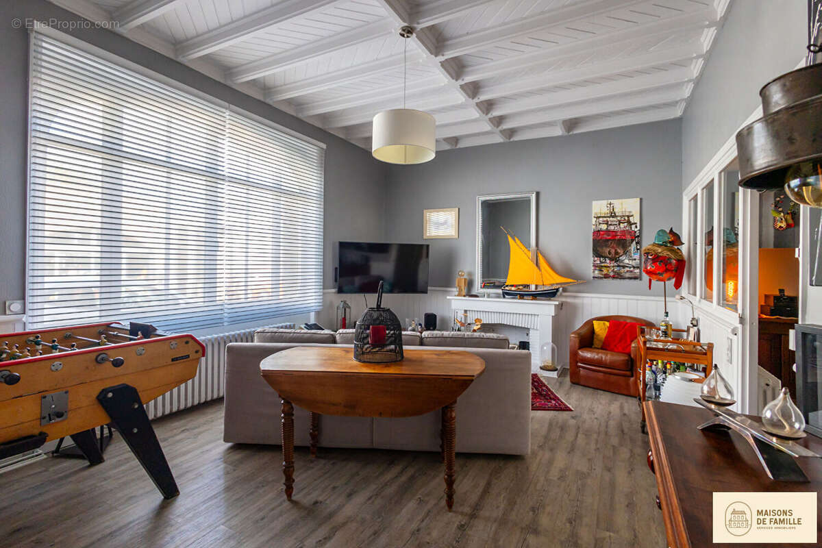 Maison à LE POULIGUEN