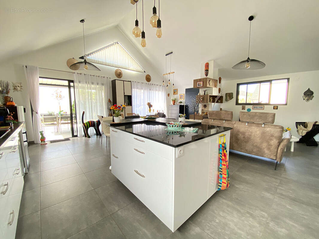 Maison à GRANDCHAMPS-DES-FONTAINES