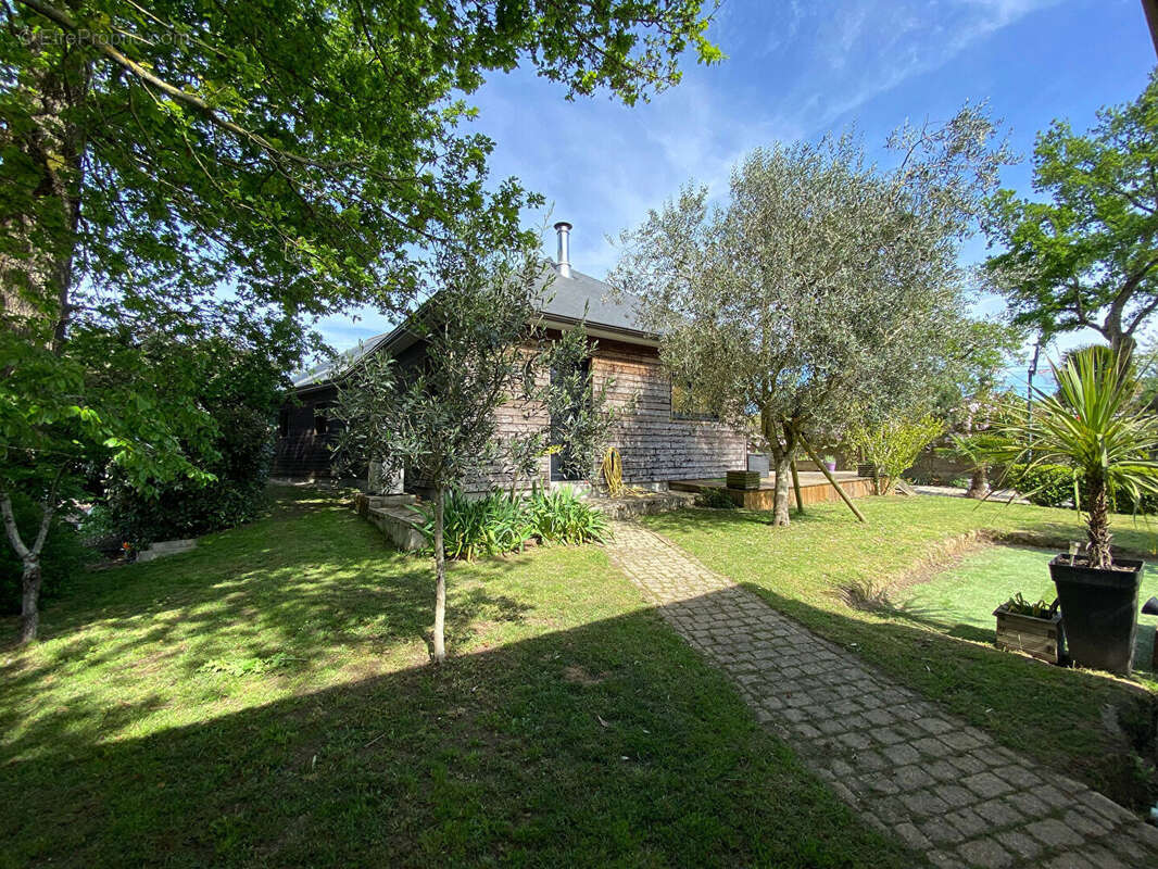 Maison à TREILLIERES