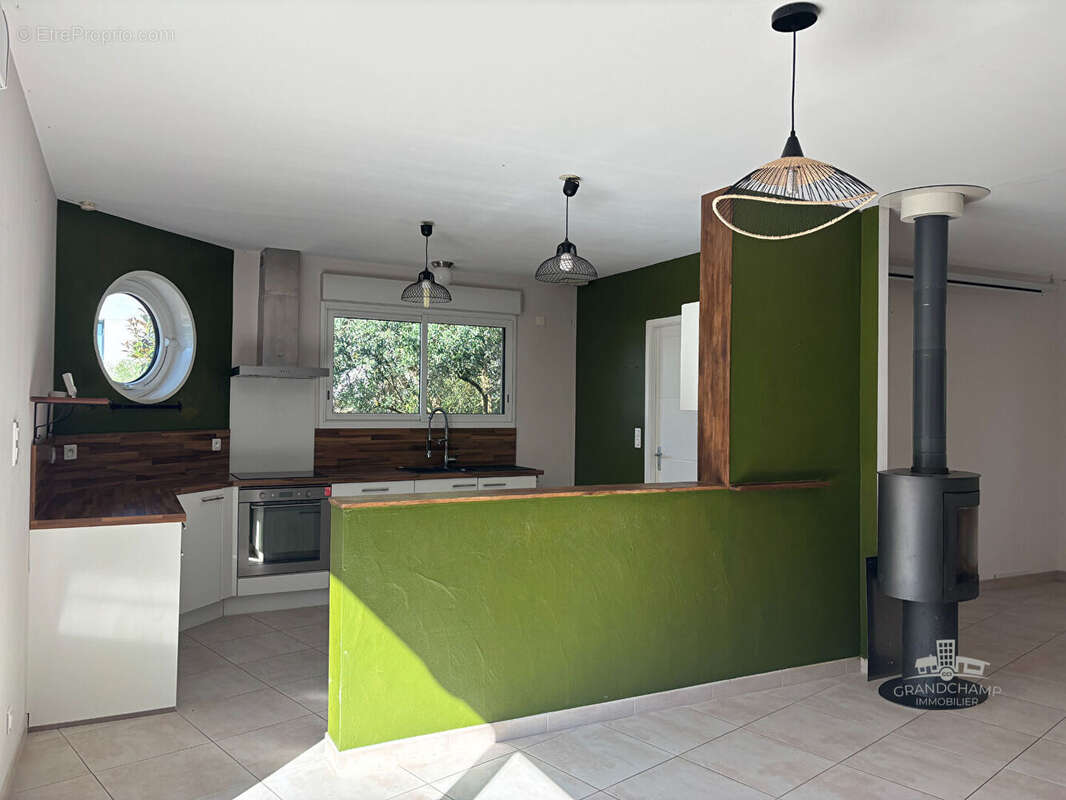 Maison à TREILLIERES