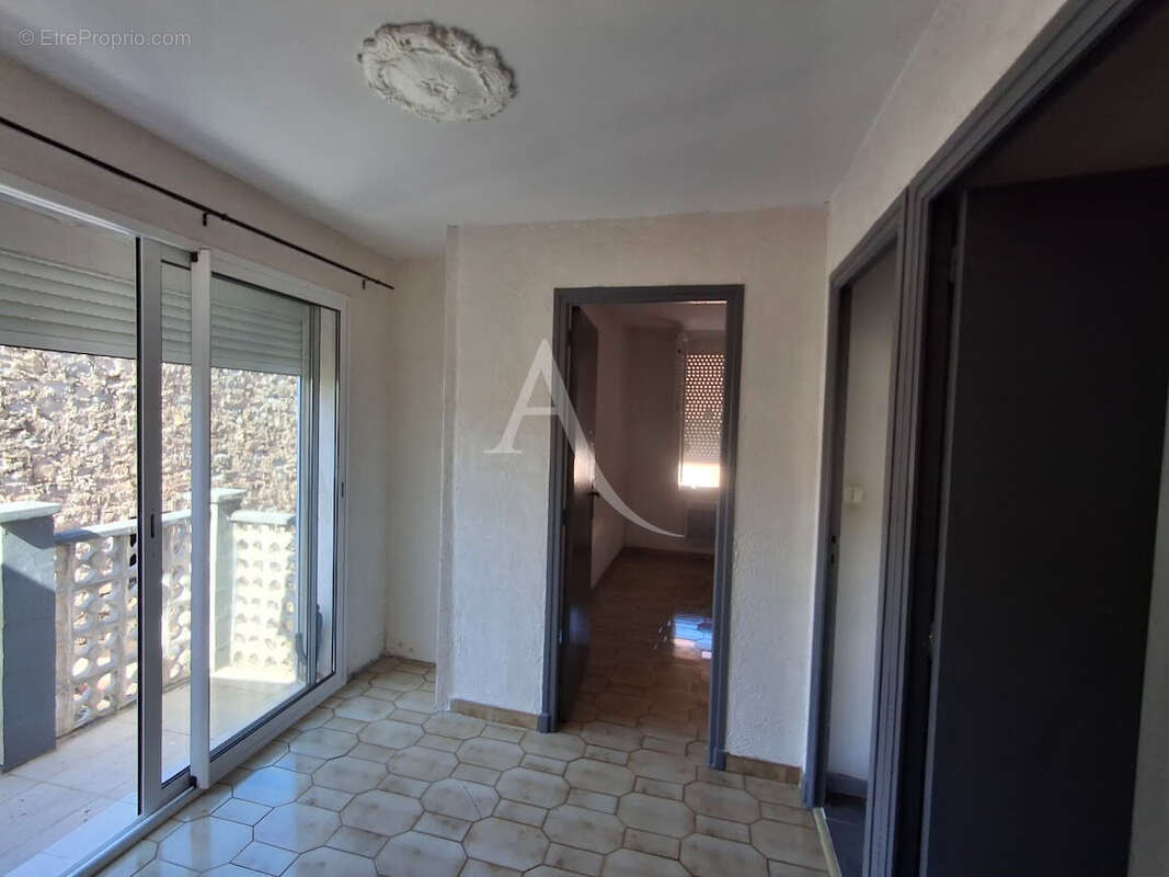 Appartement à BEDARIEUX