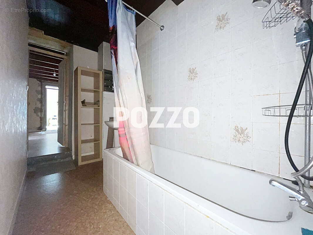 Maison à QUETTREVILLE-SUR-SIENNE