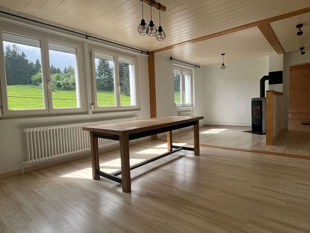 Appartement à MORTEAU