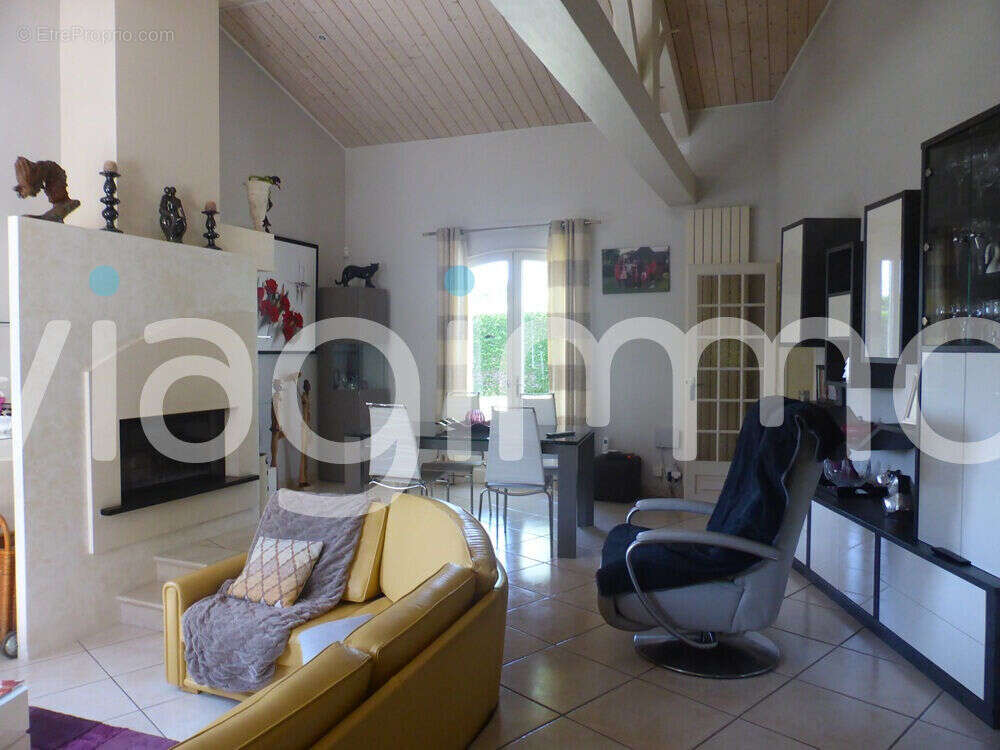 Maison à SAINT-PAUL-EN-PAREDS