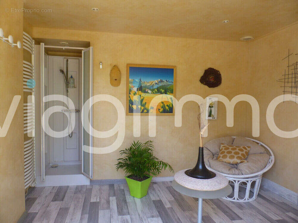 Maison à SAINT-PAUL-EN-PAREDS