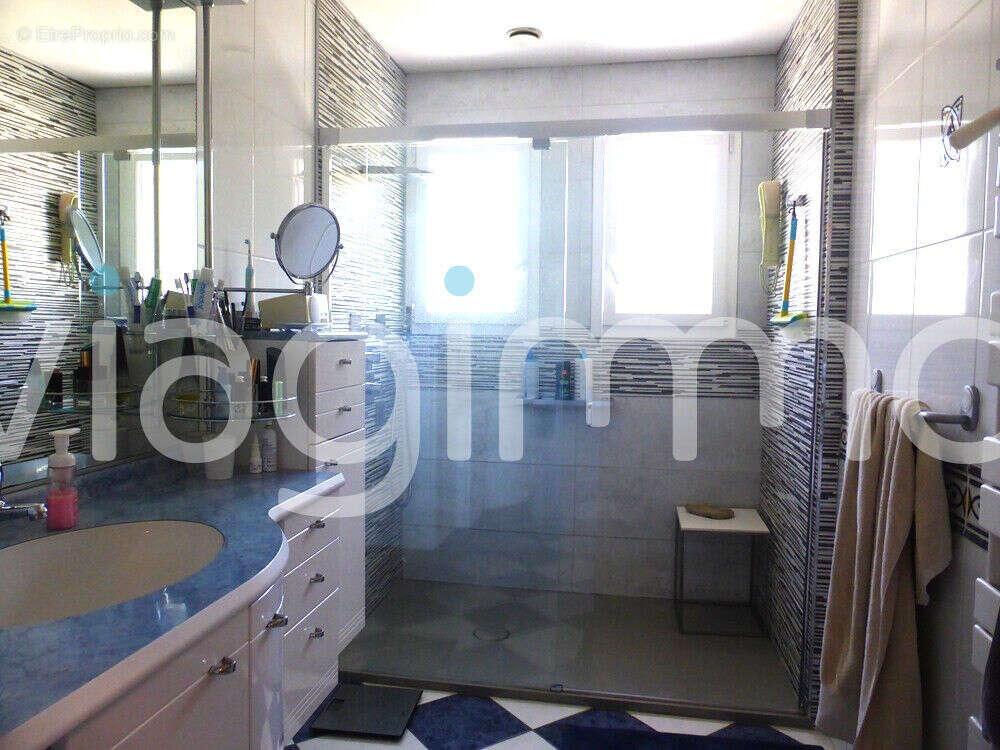 Maison à SAINT-PAUL-EN-PAREDS