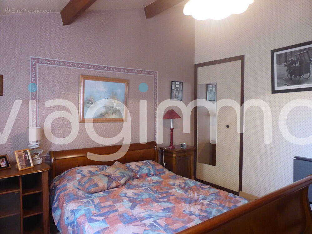 Maison à SAINT-PAUL-EN-PAREDS