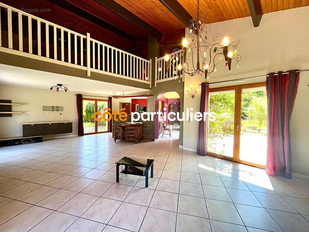 Maison à SAINT-SULPICE-DE-ROYAN