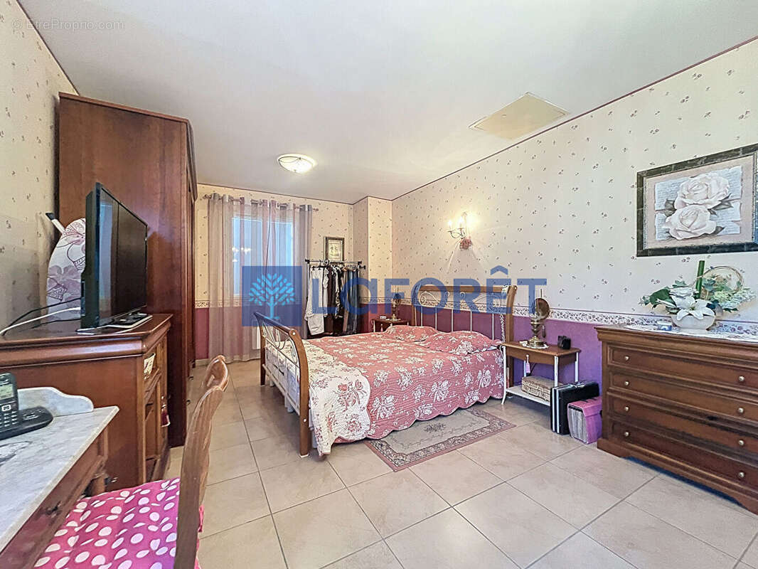 Maison à SIX-FOURS-LES-PLAGES