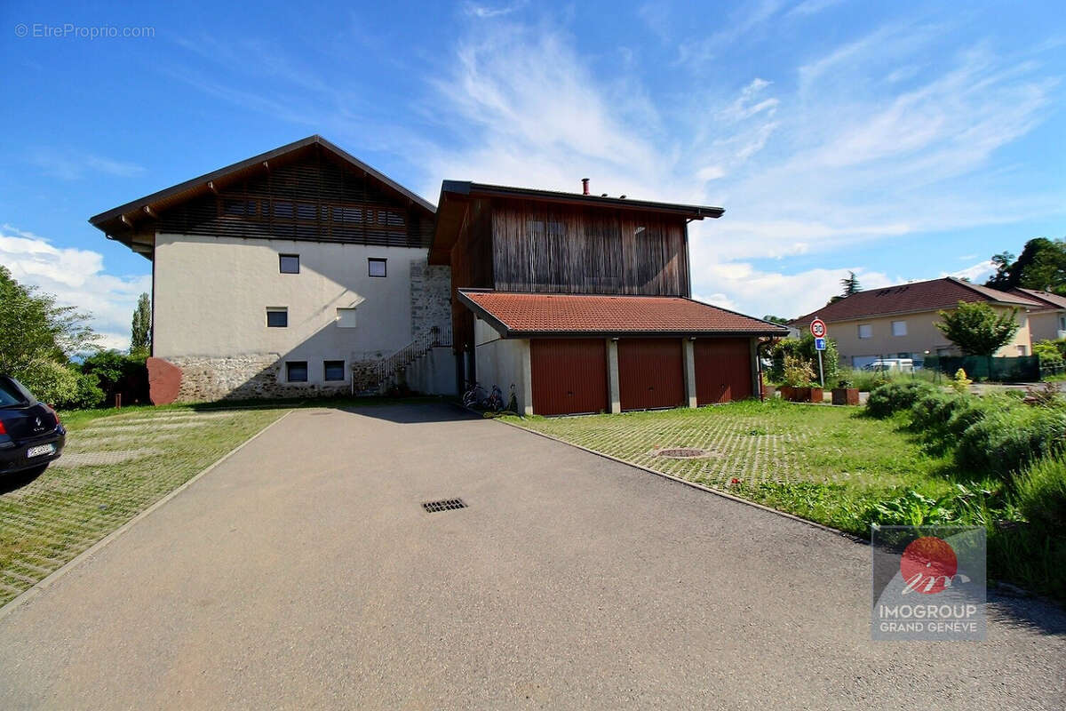 Appartement à REIGNIER