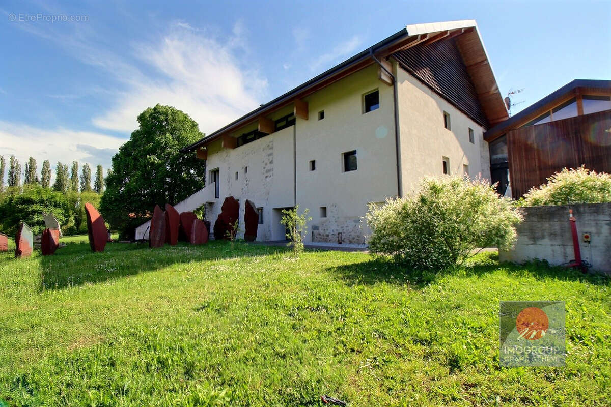 Appartement à REIGNIER