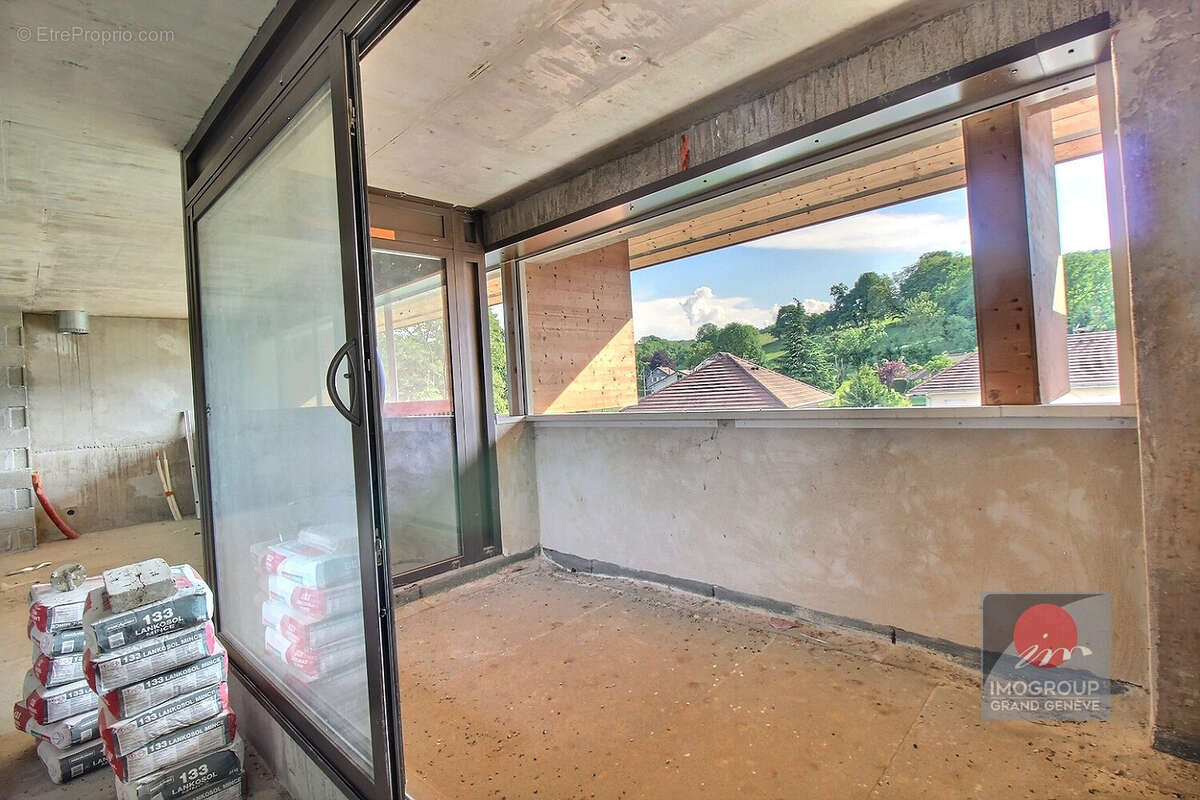 Appartement à REIGNIER