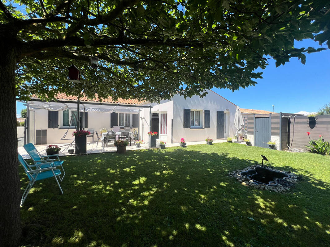 Maison à PORT-DES-BARQUES