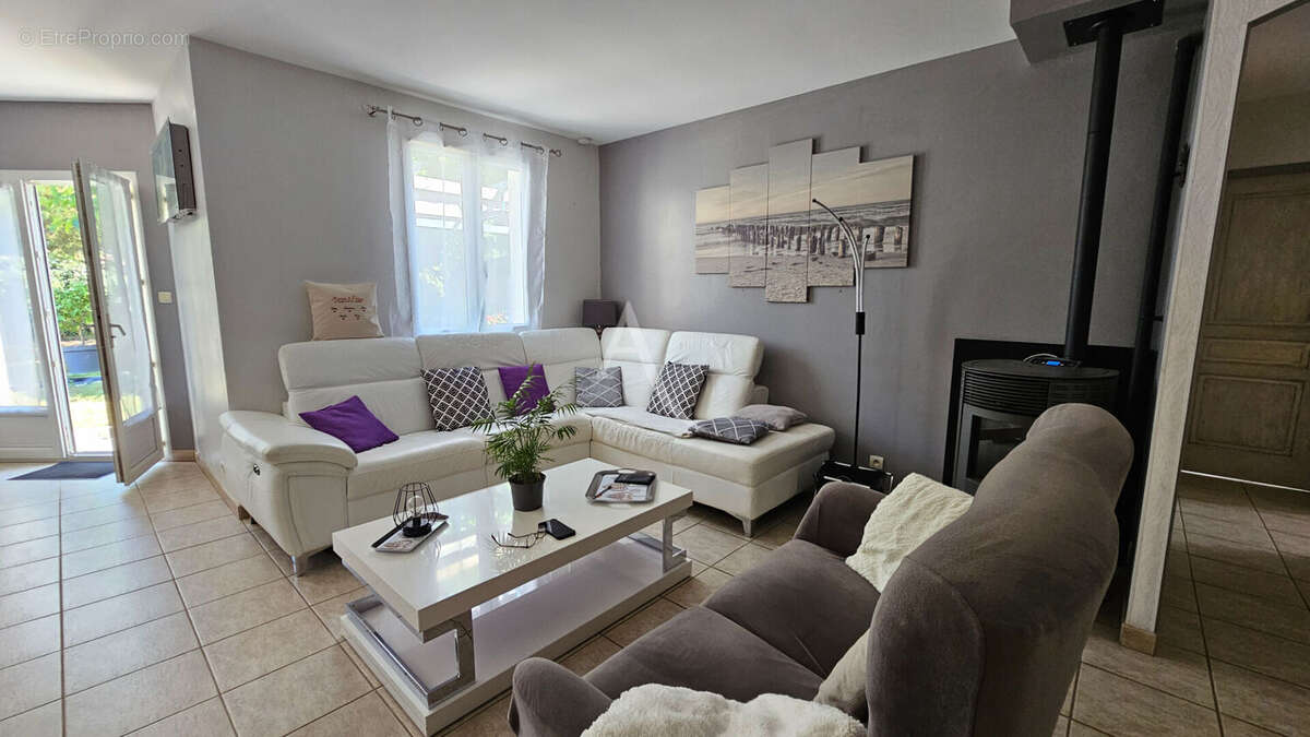 Maison à PORT-DES-BARQUES