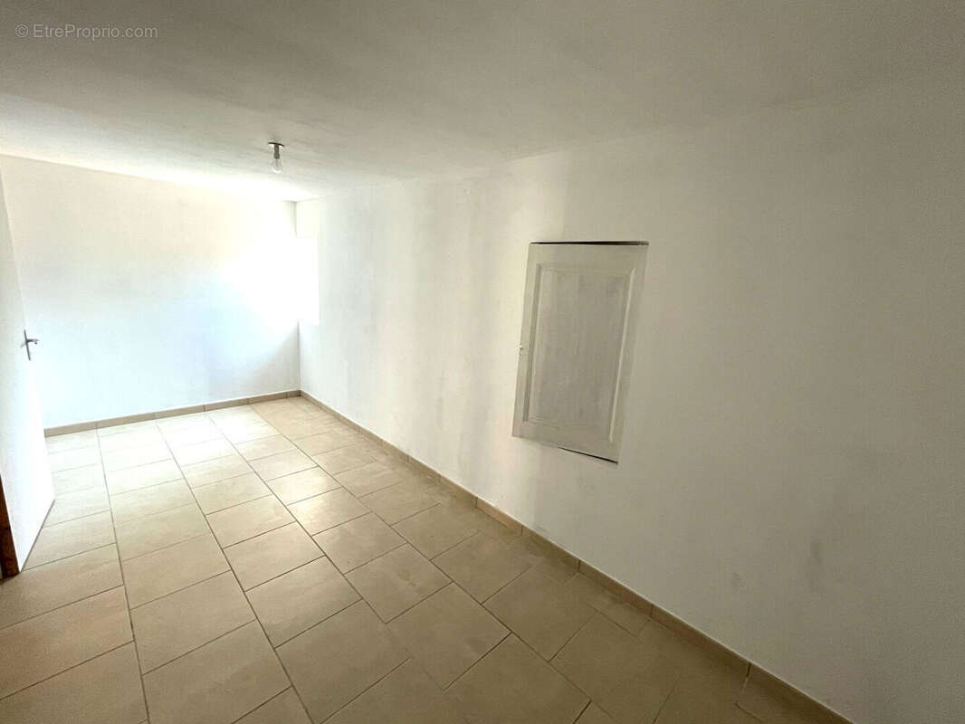 Maison à MONTFORT-SUR-ARGENS