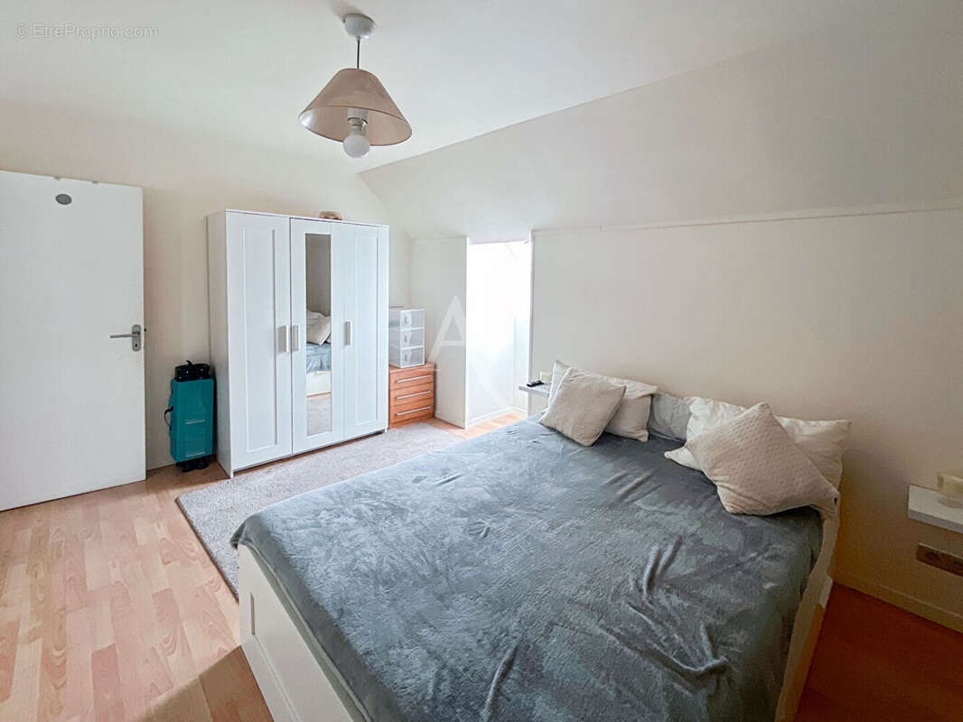 Maison à LES MUREAUX