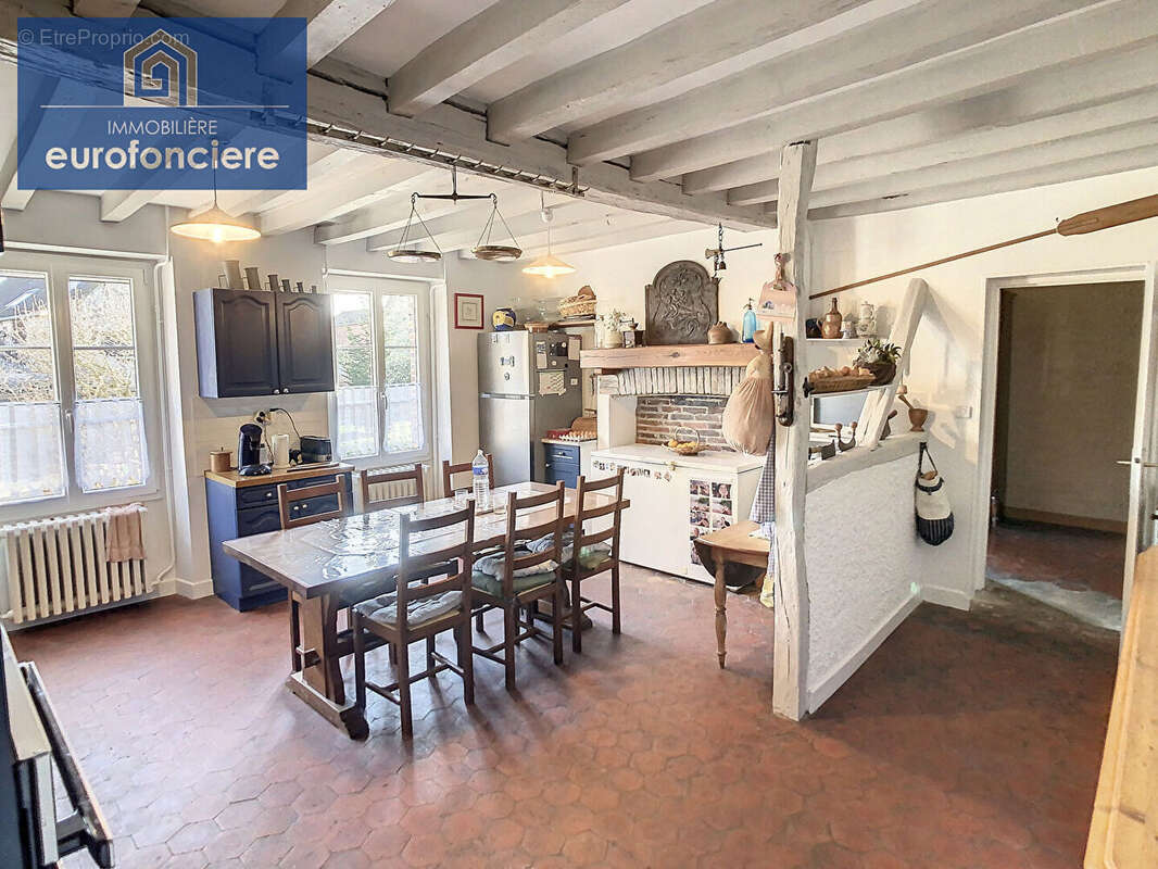 Maison à NEUVY-SAUTOUR