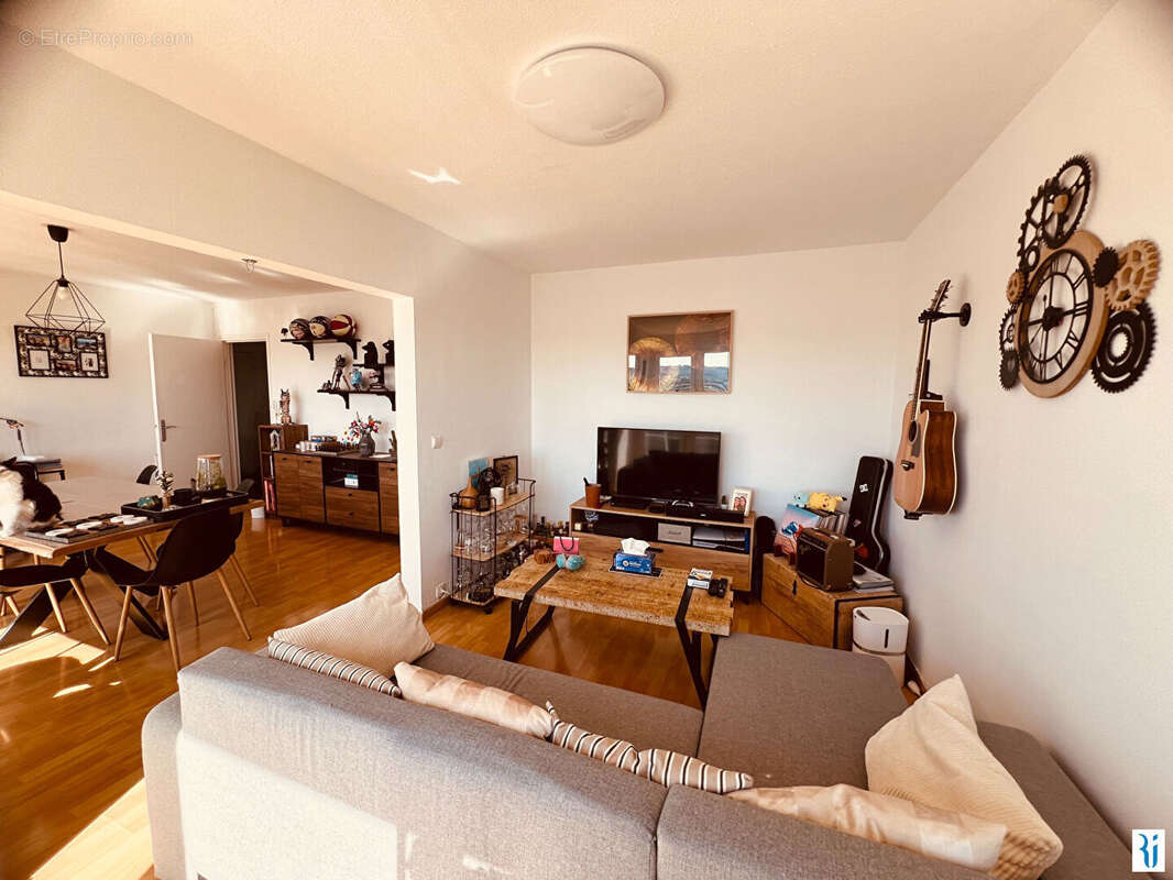 Appartement à LE PETIT-QUEVILLY