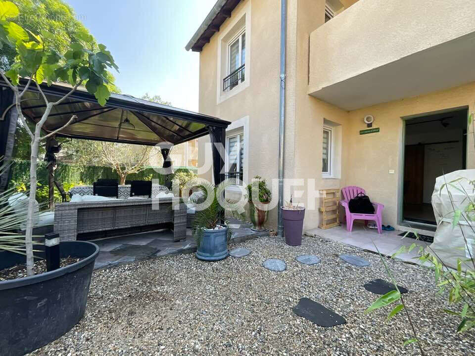 Maison à L&#039;ISLE-SUR-LA-SORGUE