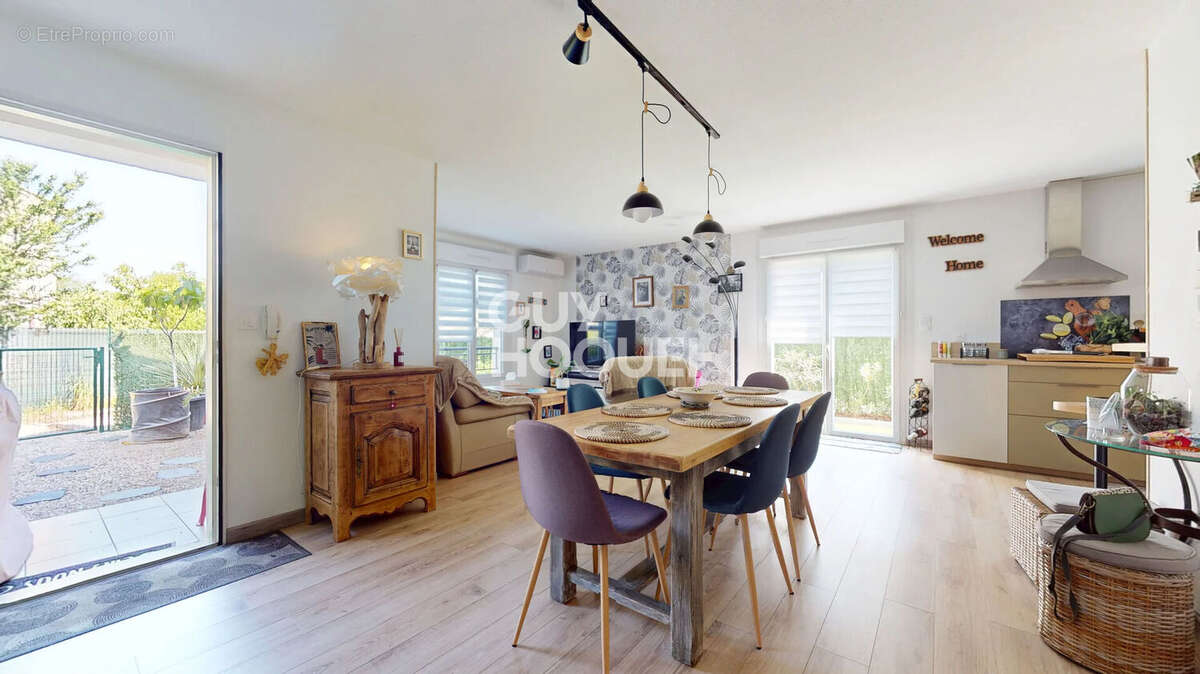 Maison à L&#039;ISLE-SUR-LA-SORGUE