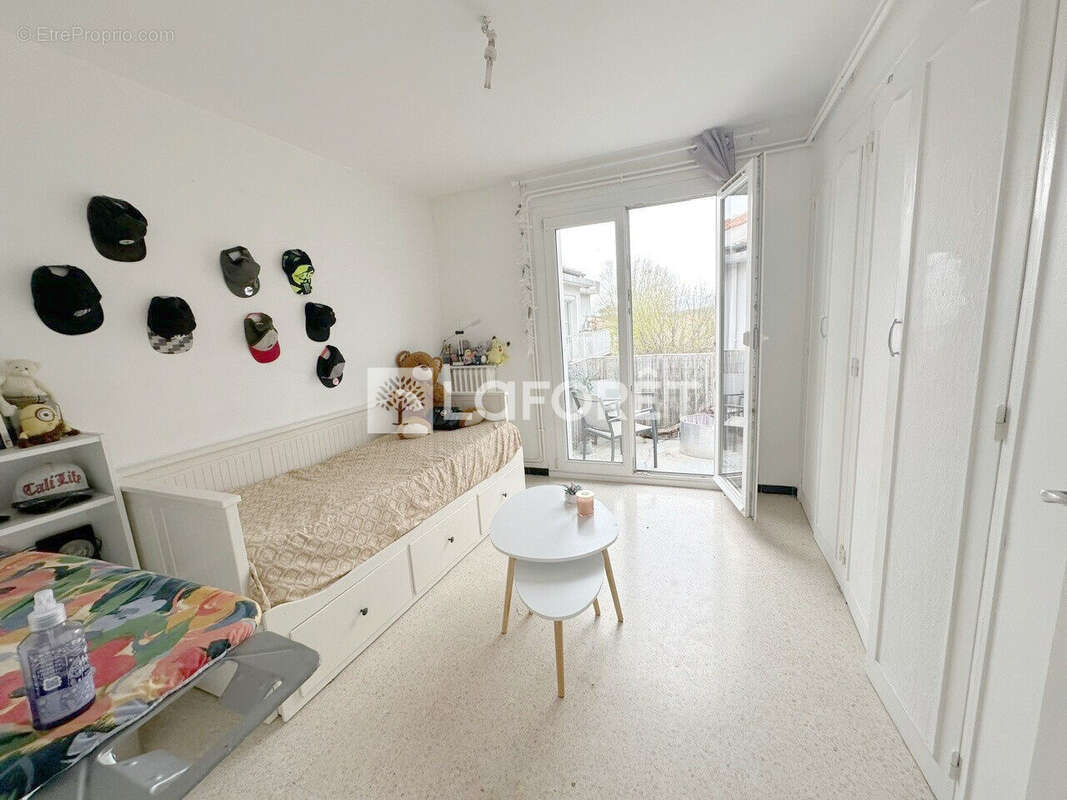 Appartement à LATTES