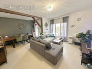 Appartement à LATTES