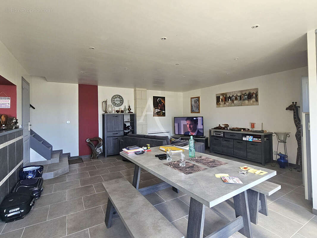 Maison à MONTHOU-SUR-CHER