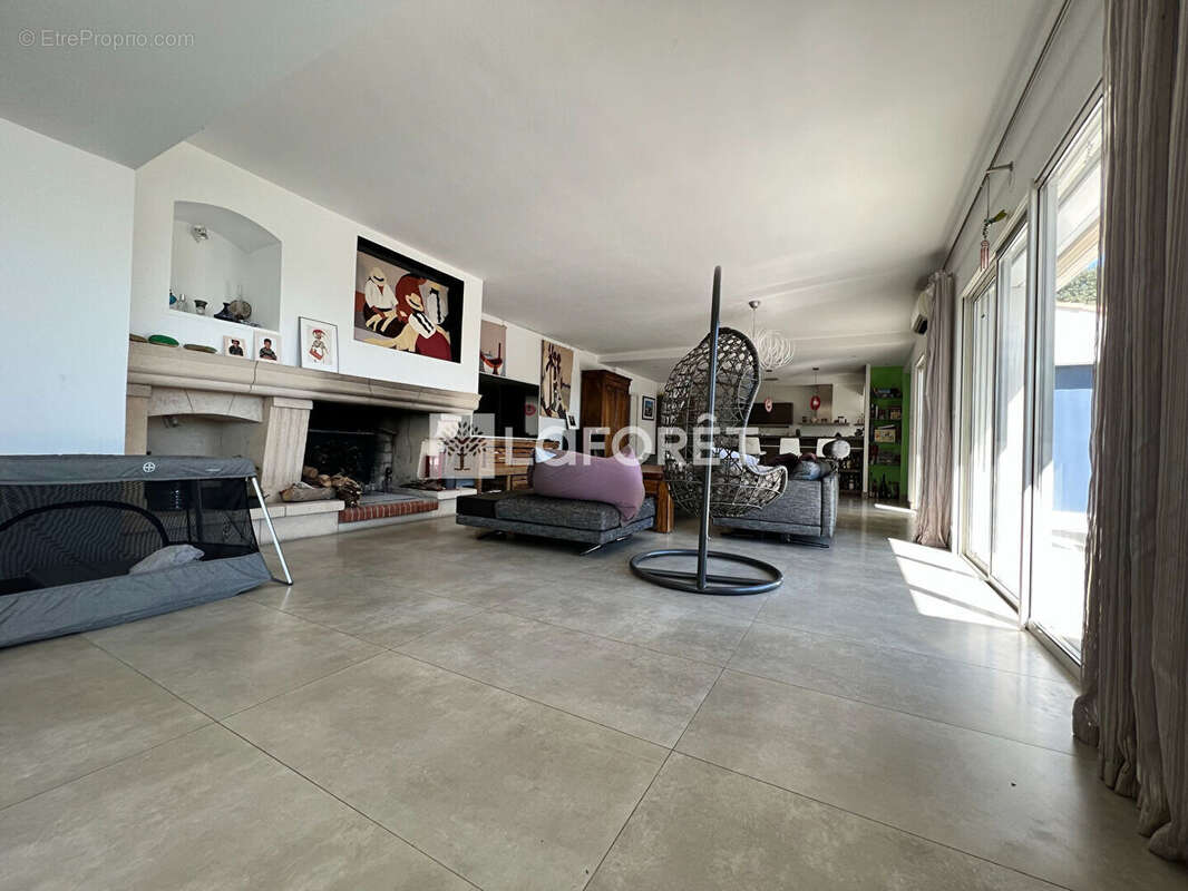 Maison à CASTELNAU-LE-LEZ