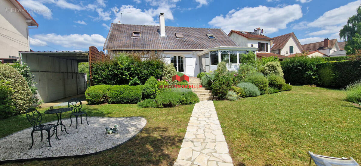 Maison à CONFLANS-SAINTE-HONORINE