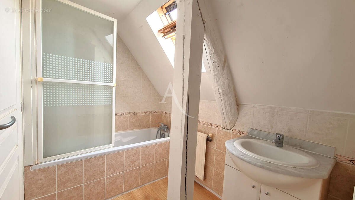 Appartement à FREMECOURT