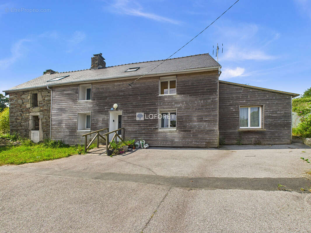 Maison à PLONEVEZ-DU-FAOU