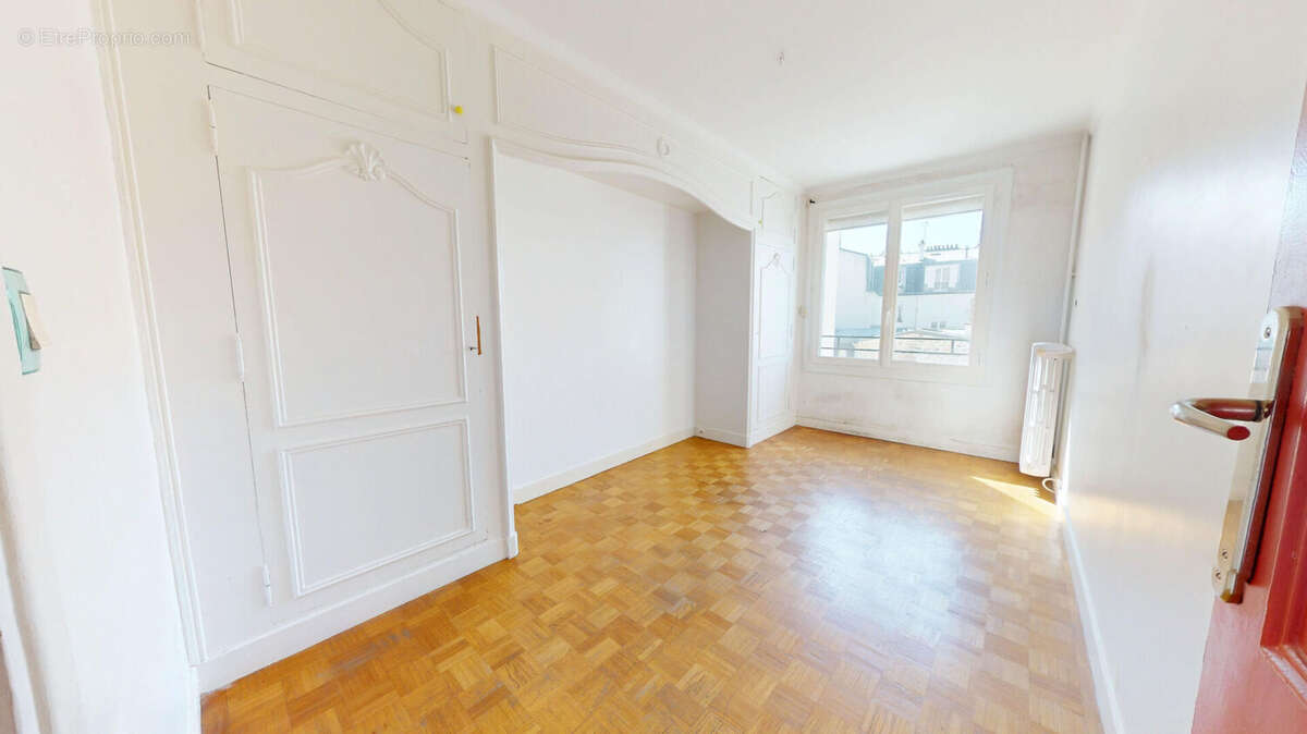 Appartement à PARIS-19E