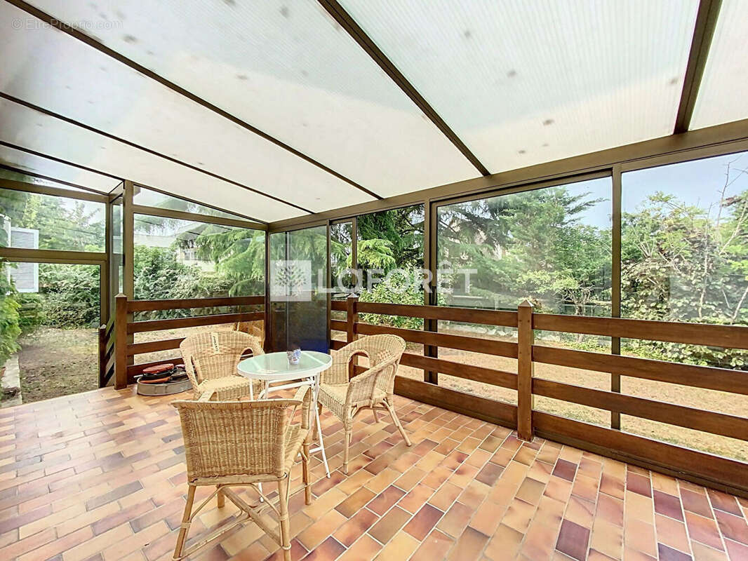 Maison à VERNEUIL-SUR-SEINE