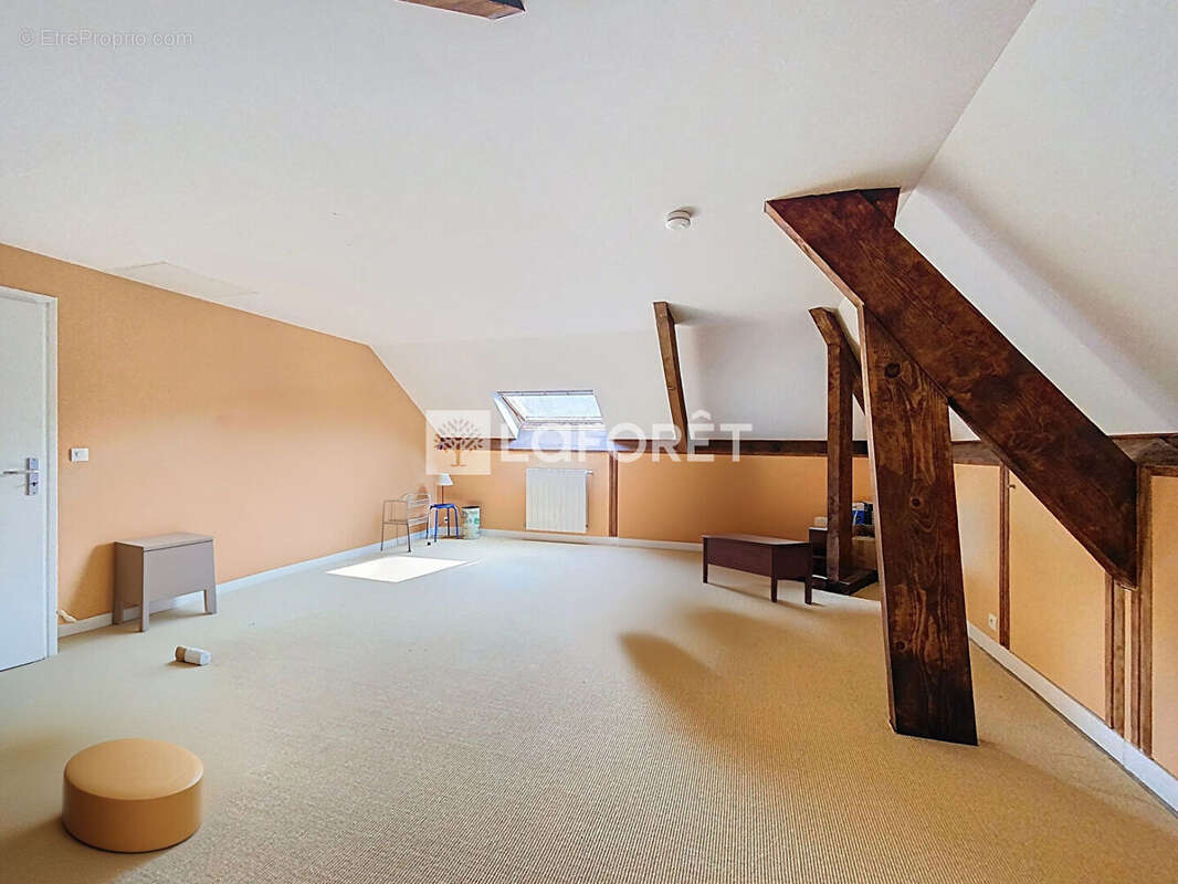 Maison à VERNEUIL-SUR-SEINE