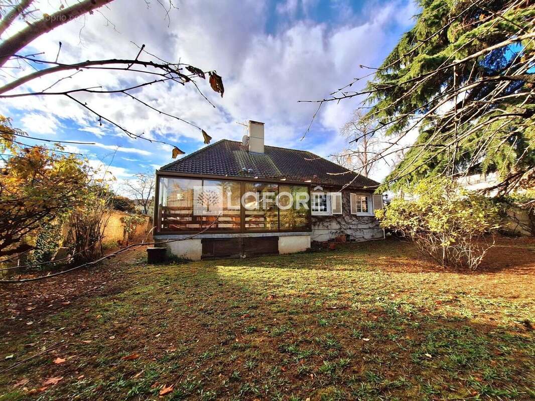 Maison à VERNEUIL-SUR-SEINE