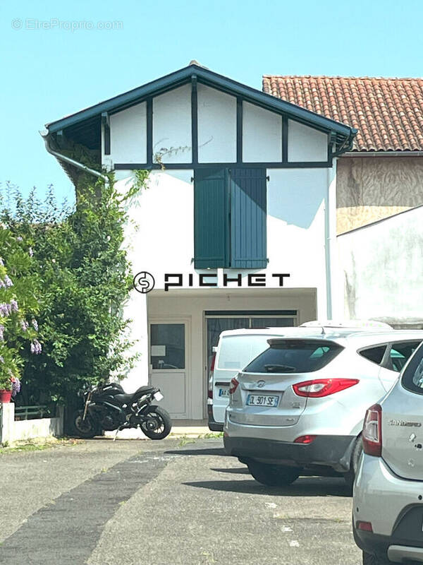 Appartement à USTARITZ