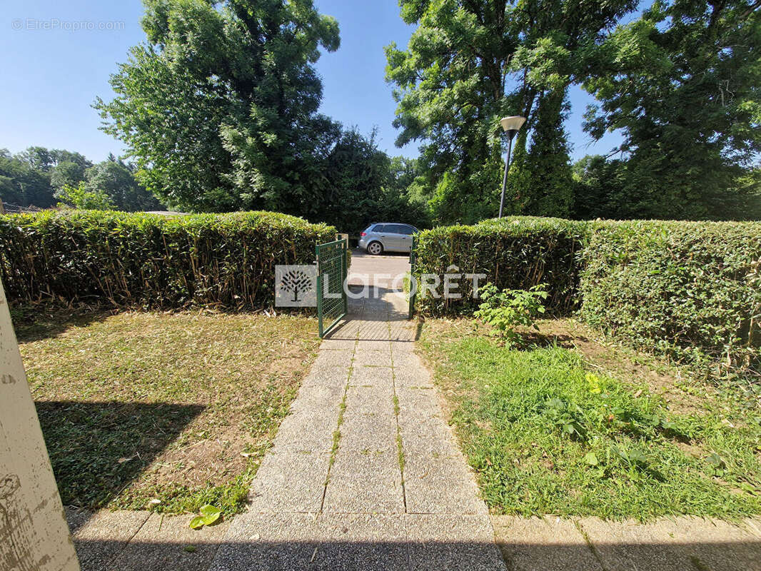 Appartement à CONDAT-SUR-VIENNE