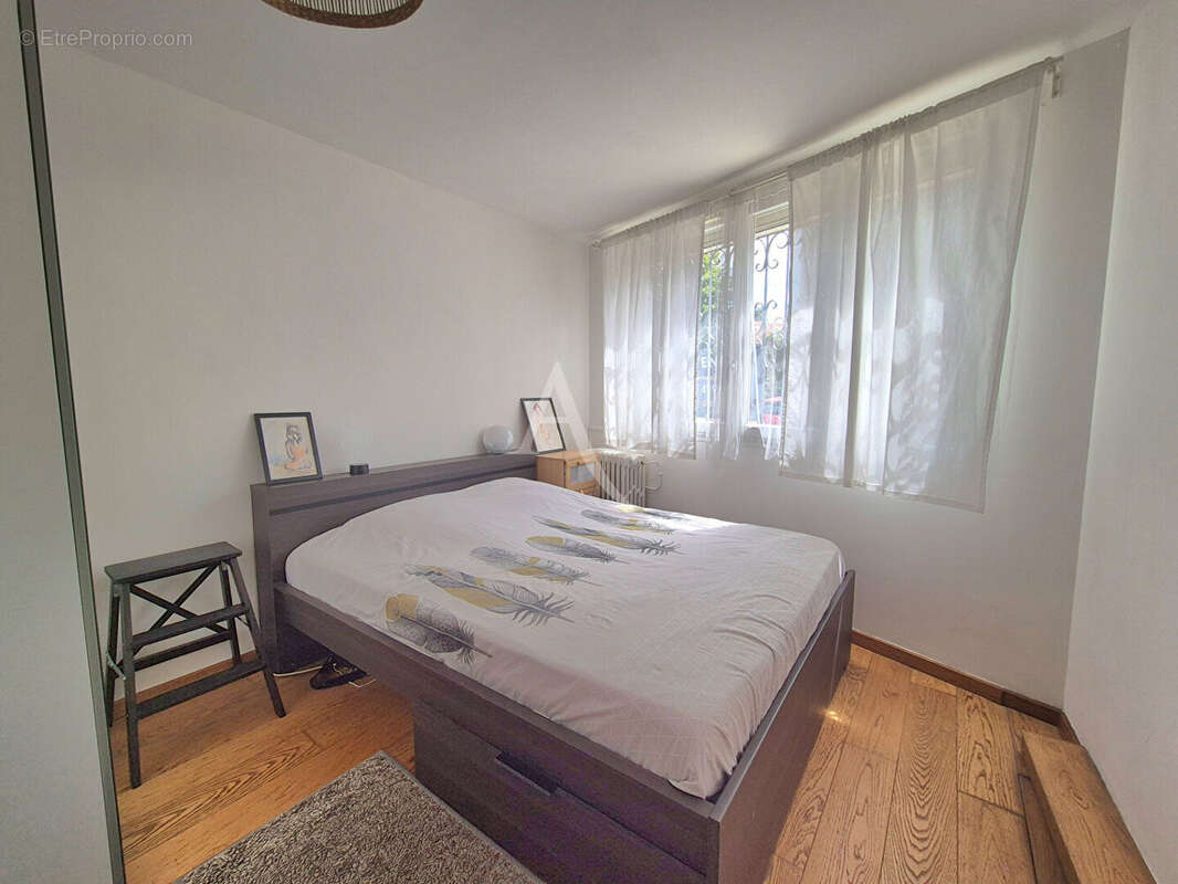 Maison à LE PERREUX-SUR-MARNE