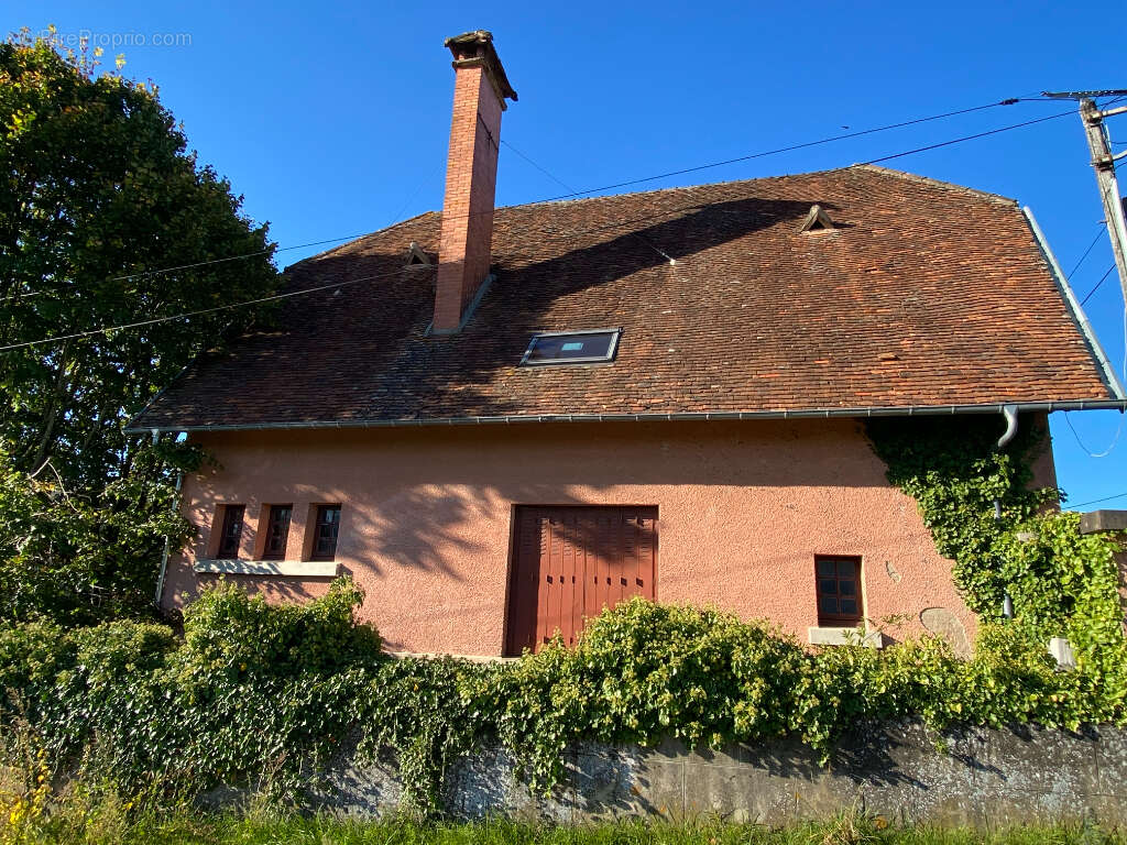 Maison à CHARENTON-DU-CHER