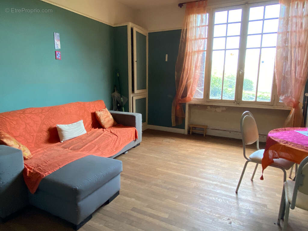 Maison à CHARENTON-DU-CHER