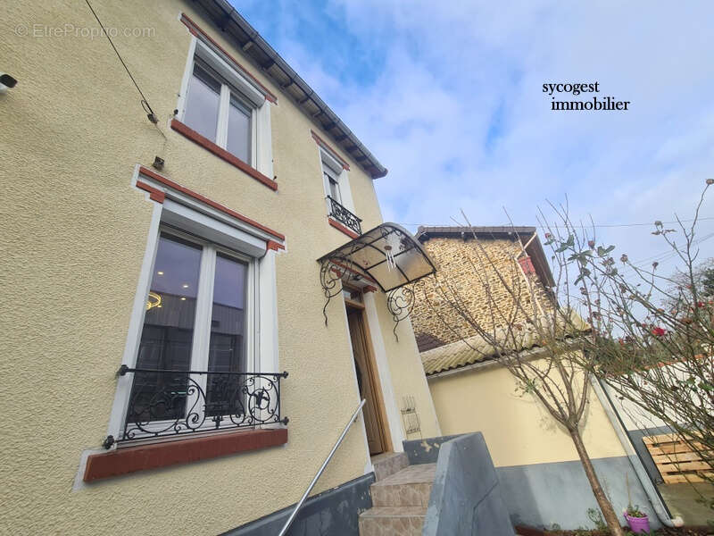 Maison à NOISY-LE-SEC