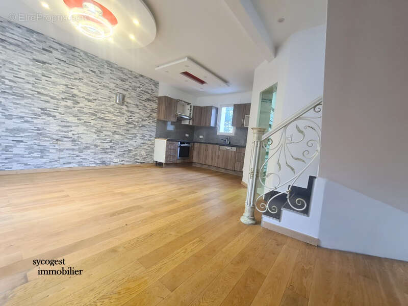 Maison à NOISY-LE-SEC