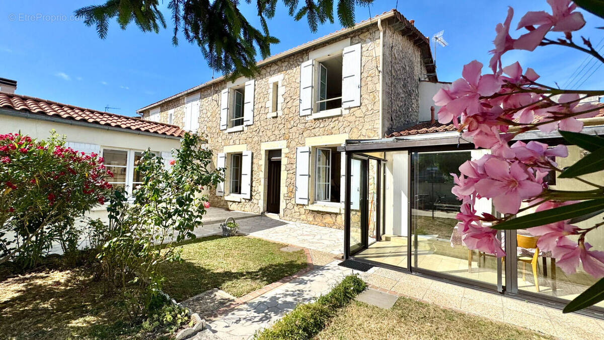 Maison à LA ROCHELLE