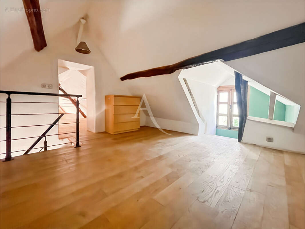 Maison à CHALO-SAINT-MARS