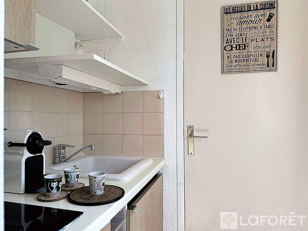 Appartement à VARAVILLE