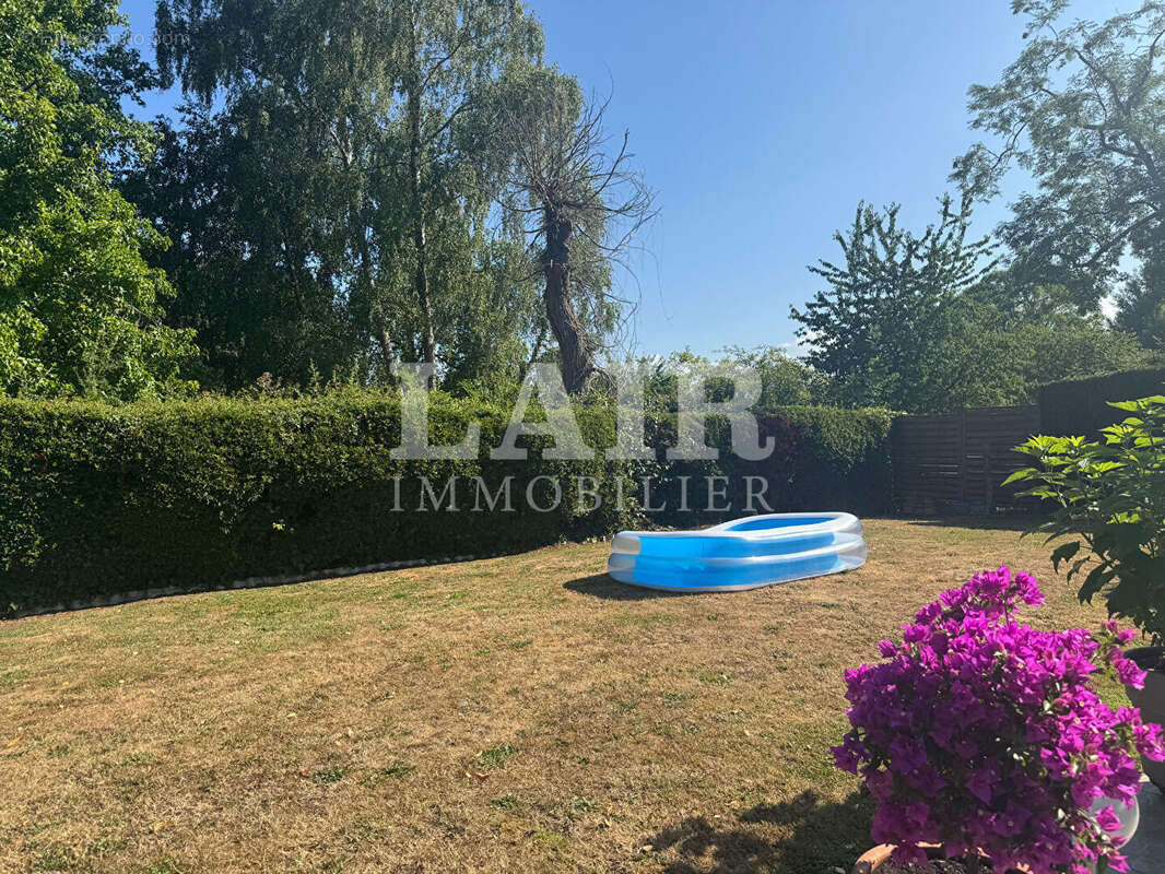 Maison à LA FRESNAYE-SUR-CHEDOUET