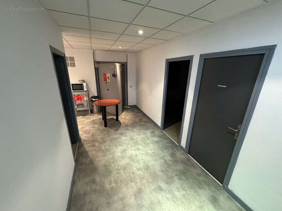 Commerce à BOURG-DE-PEAGE